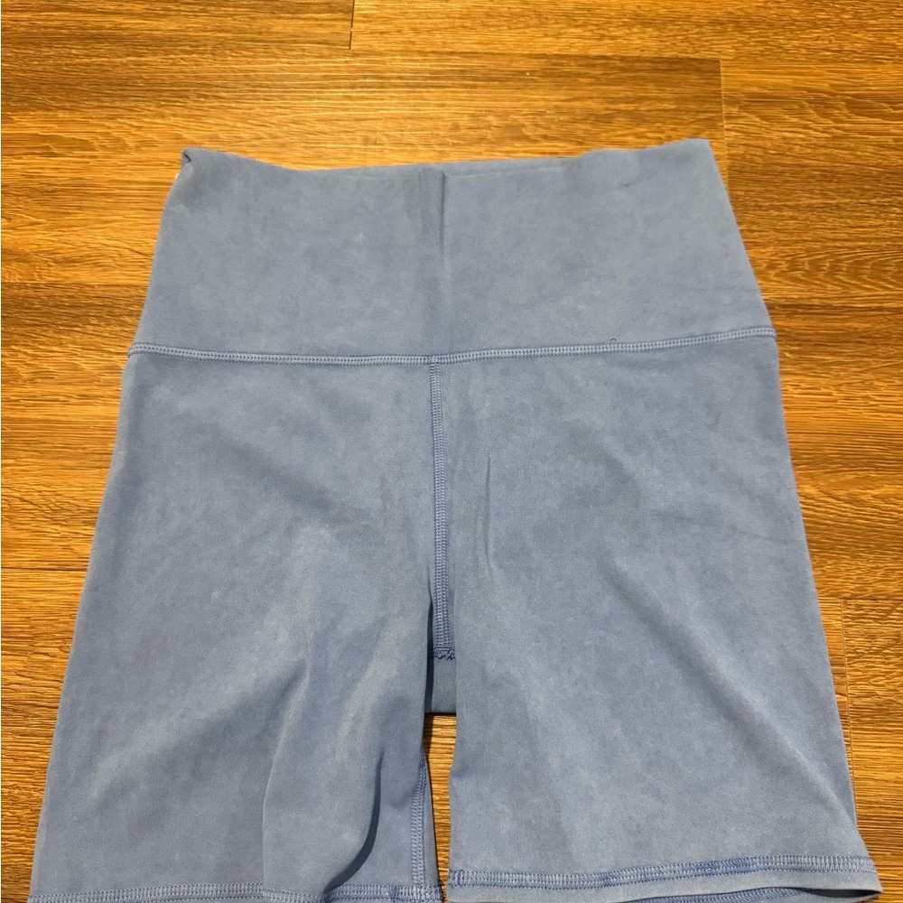 Vuori Women's Blue Bike Shorts